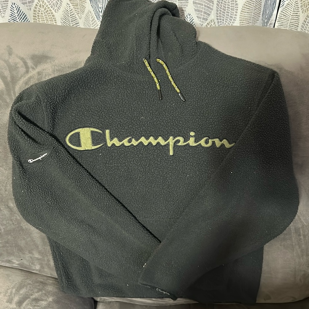 Men’s Champion hoodie size small